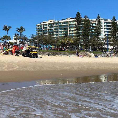 Mooloolaba Beachfront: Superior Resort Apartment Exterior foto