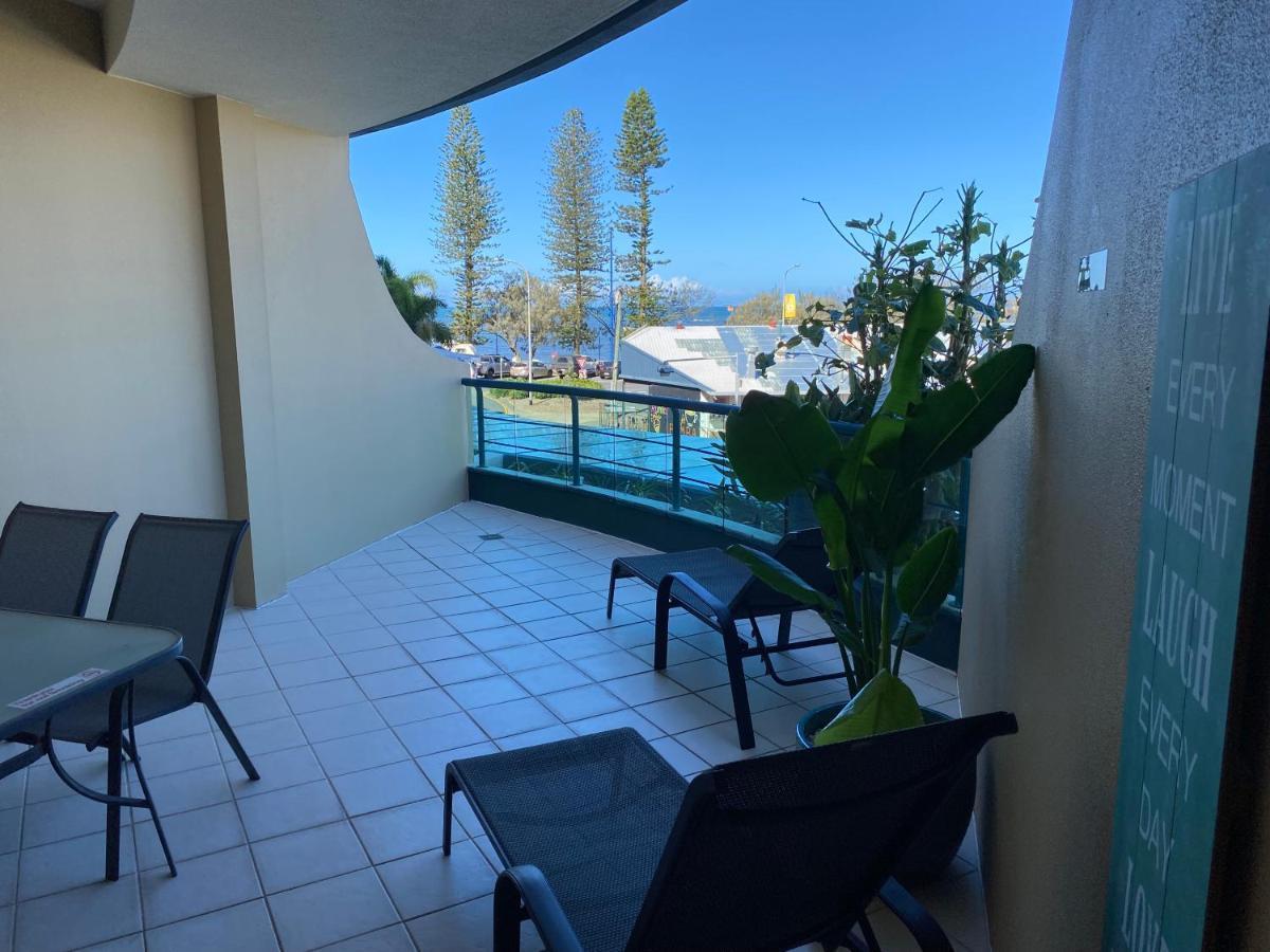 Mooloolaba Beachfront: Superior Resort Apartment Exterior foto